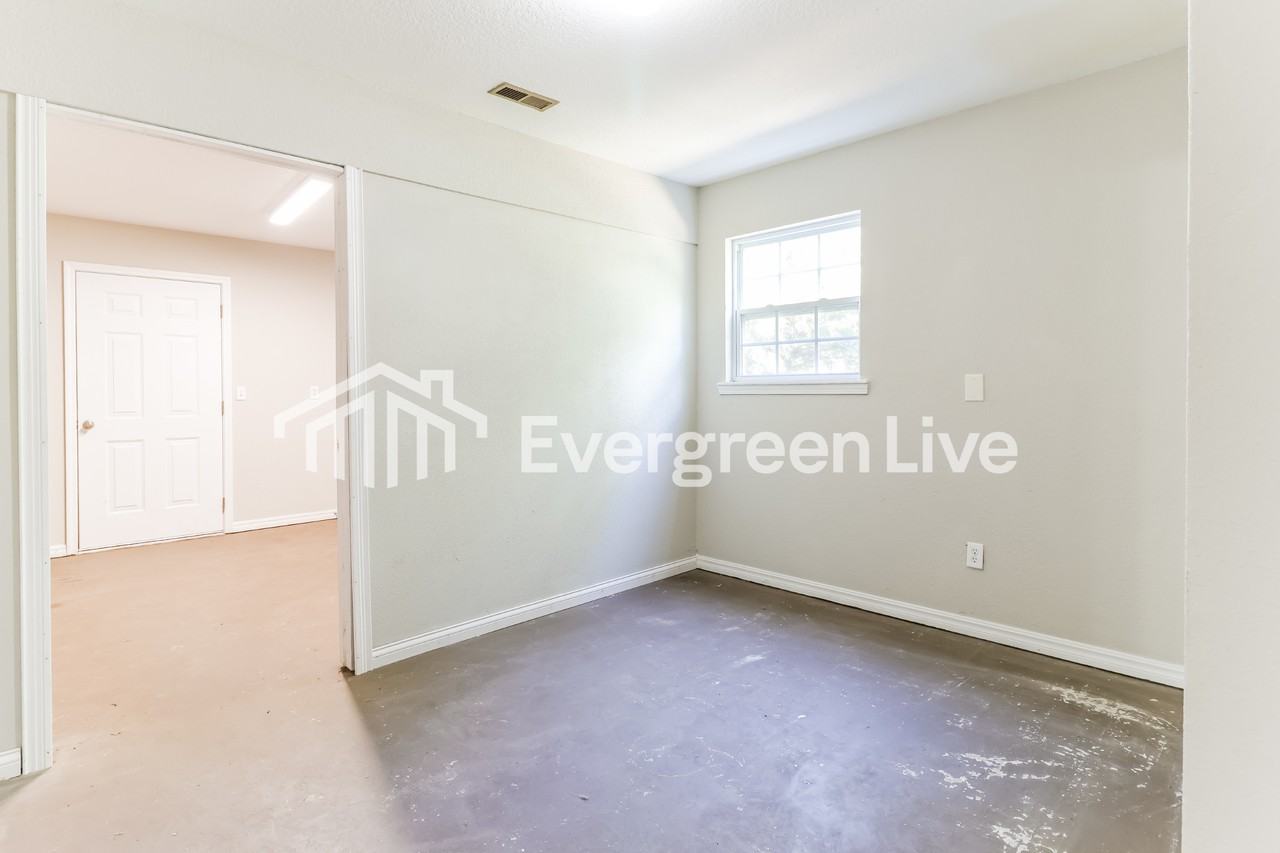 9 Ormskirk Ln - Photo 6 of 17