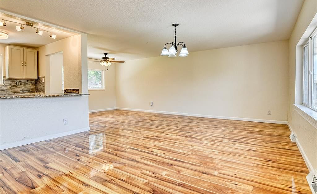 2003 N Circle Dr #1 - Photo 7 of 10