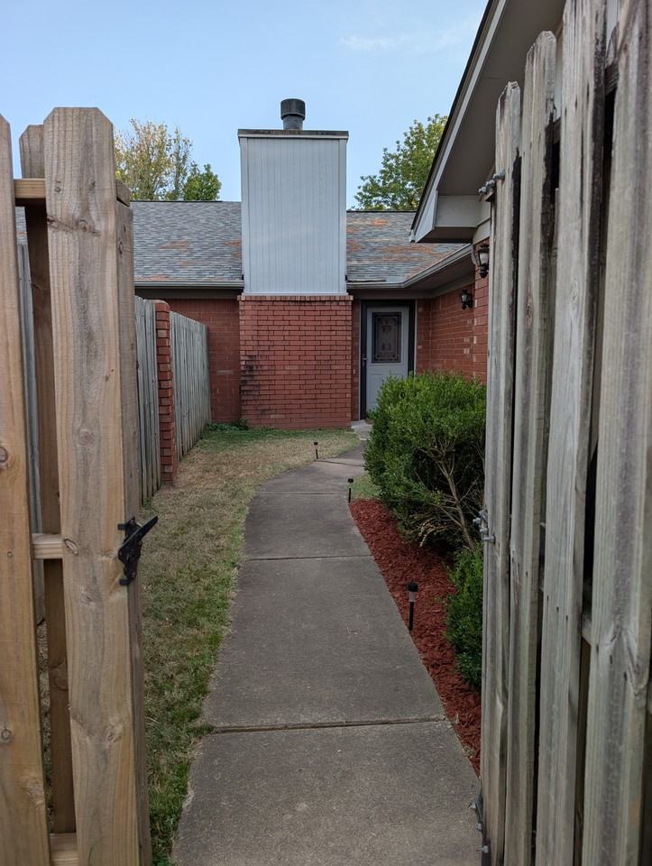 1308 Harvard Ave #1308 - Photo 2 of 26