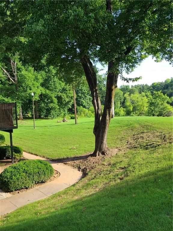 3101 Colonial Way - Photo 5 of 22