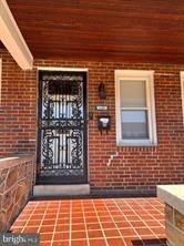 4018 Cranston Ave - Photo 2 of 8