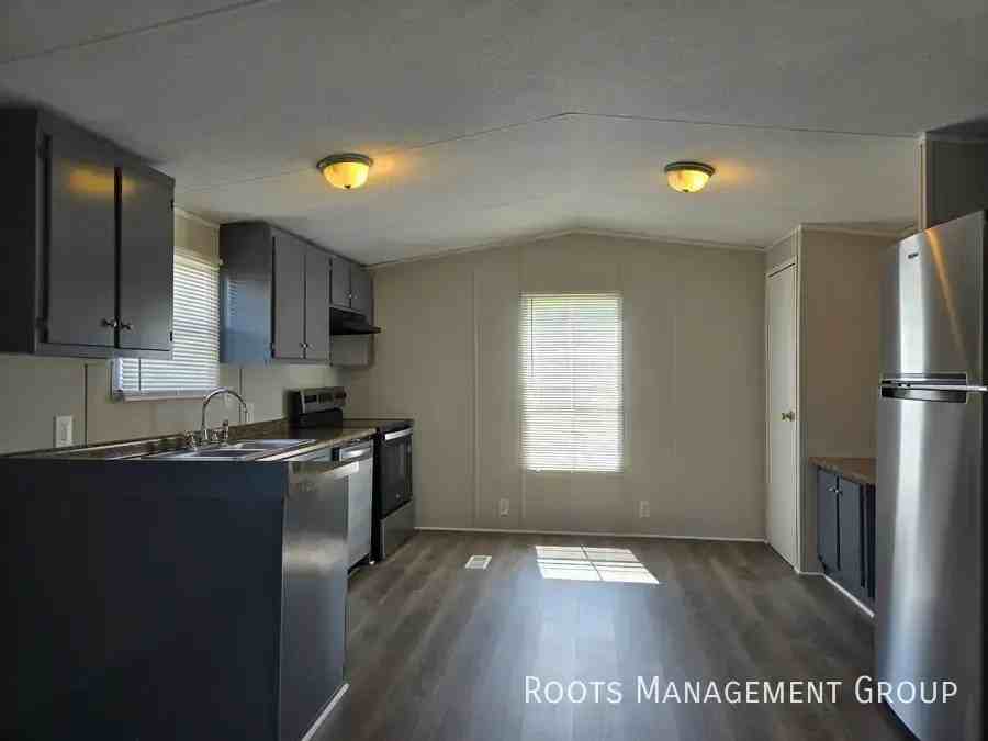 160 Hawk Dr #160 - Photo 2 of 12