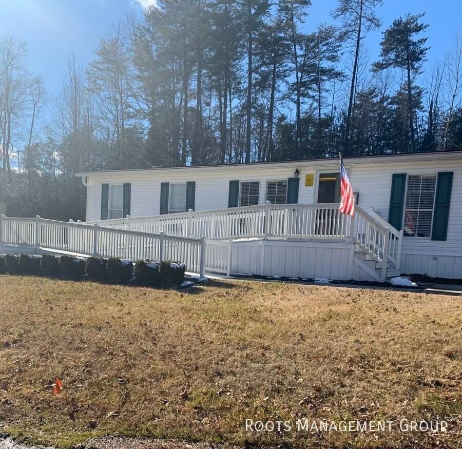 614 Stoney Creek Dr #61 - Photo 3 of 6