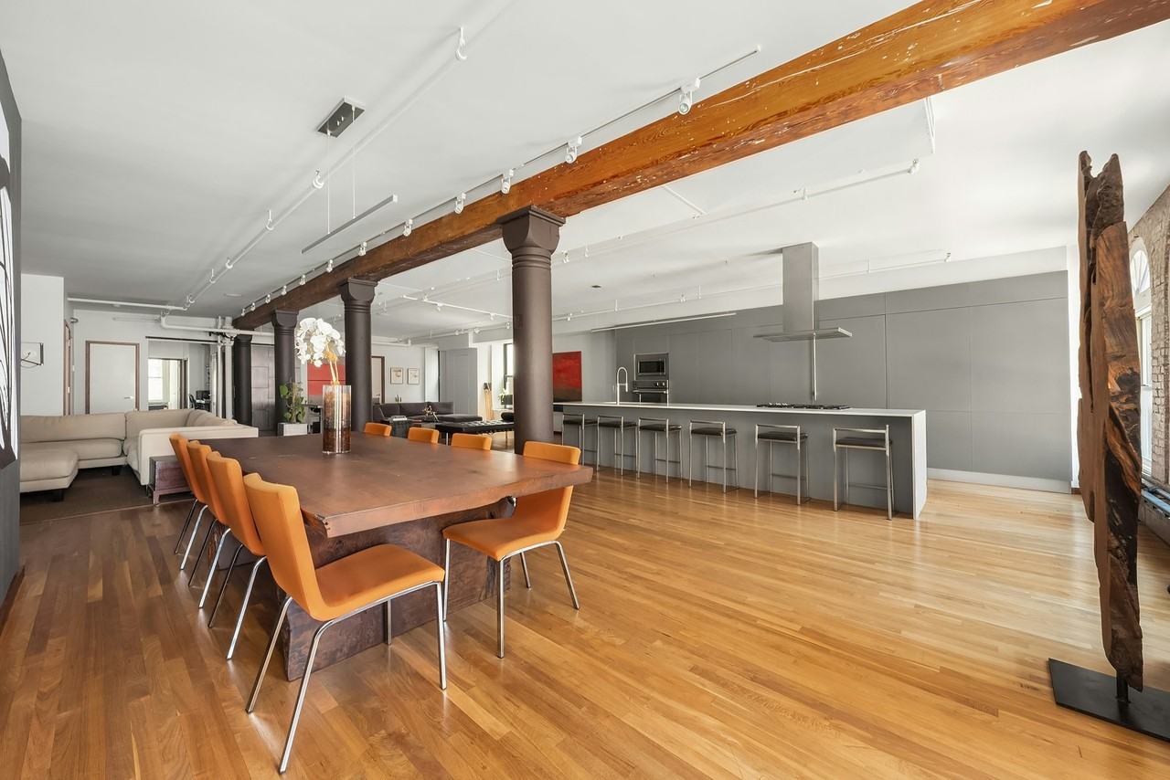 307 W Broadway #3 - Photo 3 of 23