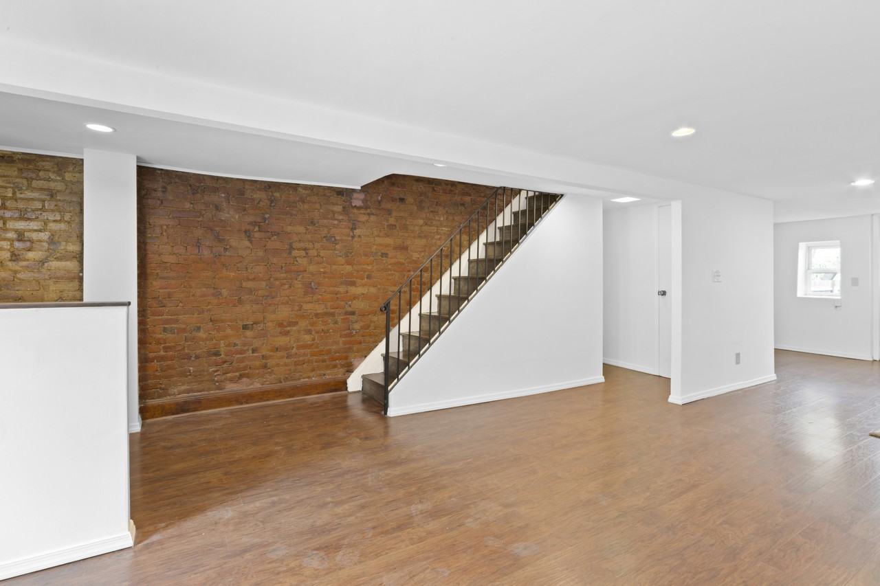 447 Degraw St - Photo 4 of 7