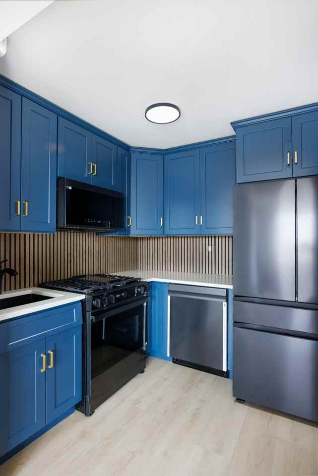 222 W 14th St #11C - Photo 6 of 11