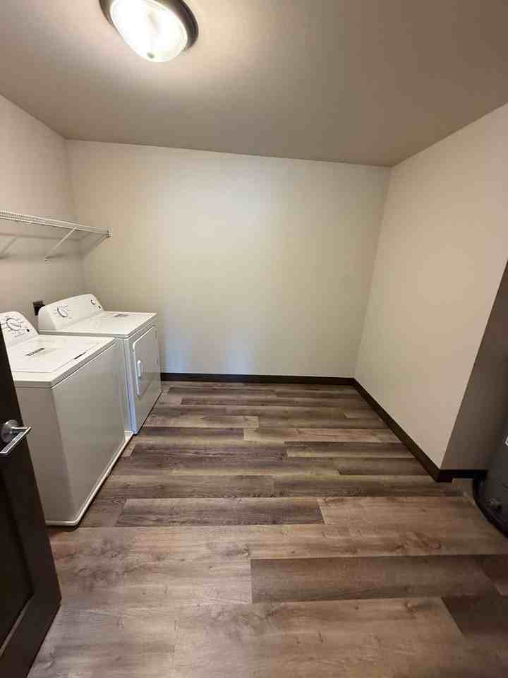 Walters Flats - Photo 7 of 27