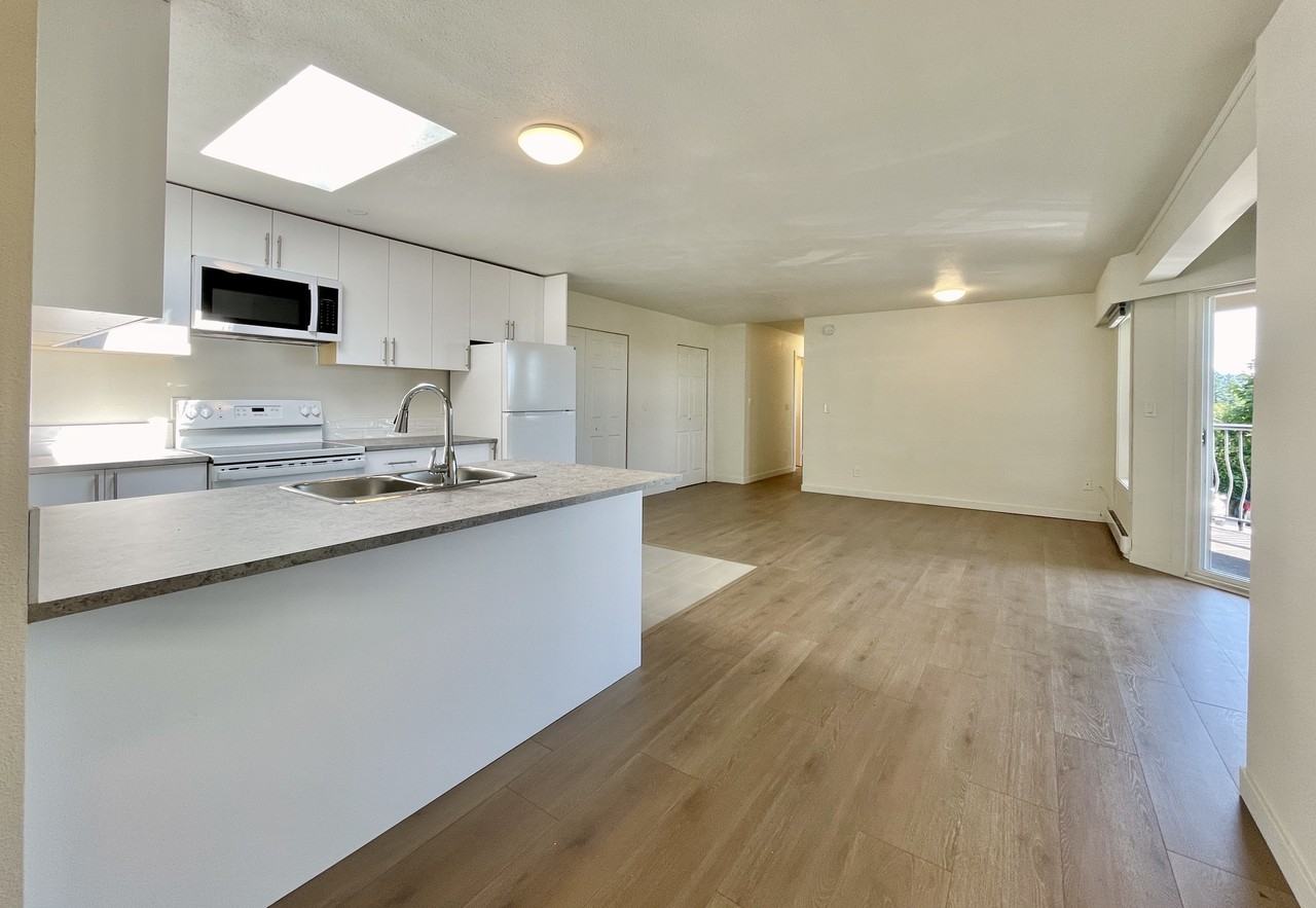 682 Gibsons Way #108 - Photo 7 of 12