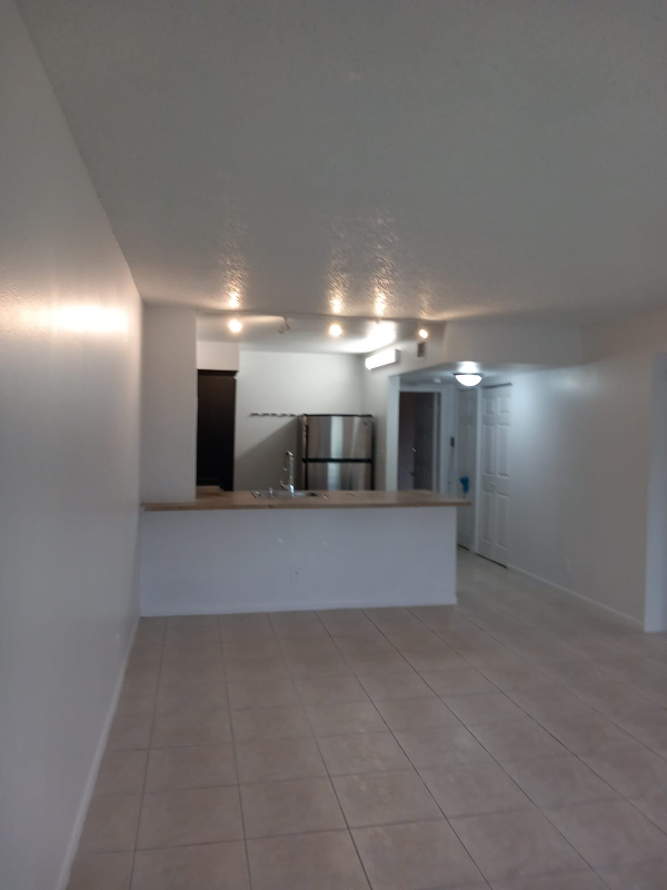 3730 N Pine Island Rd - Photo 6 of 23