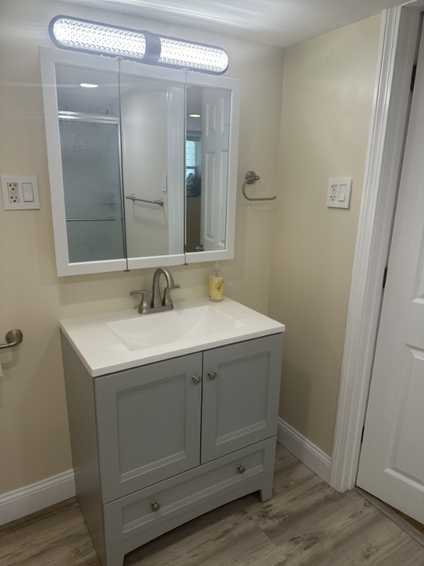 543 Central Street - Photo 7 of 17