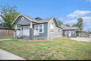 featured image of 7449 Walker St