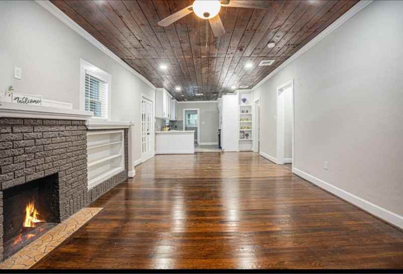 7449 Walker St - Photo 4 of 12