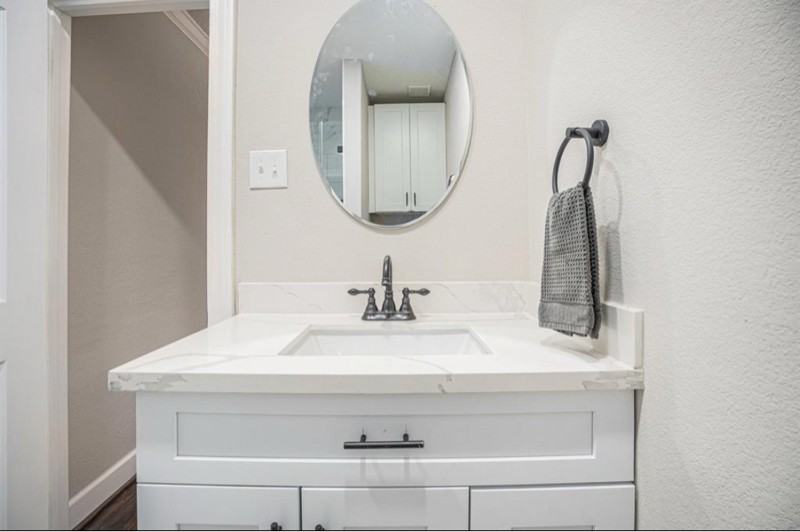 7449 Walker St - Photo 7 of 12