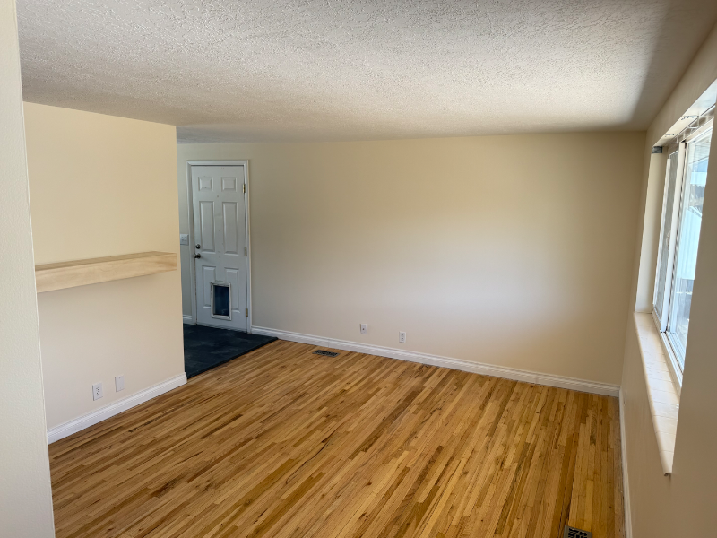 5986 Sw - Photo 2 of 13