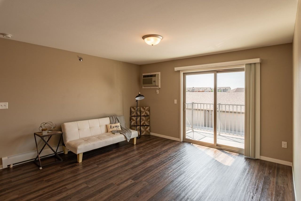 Cottage Grove - Photo 6 of 50