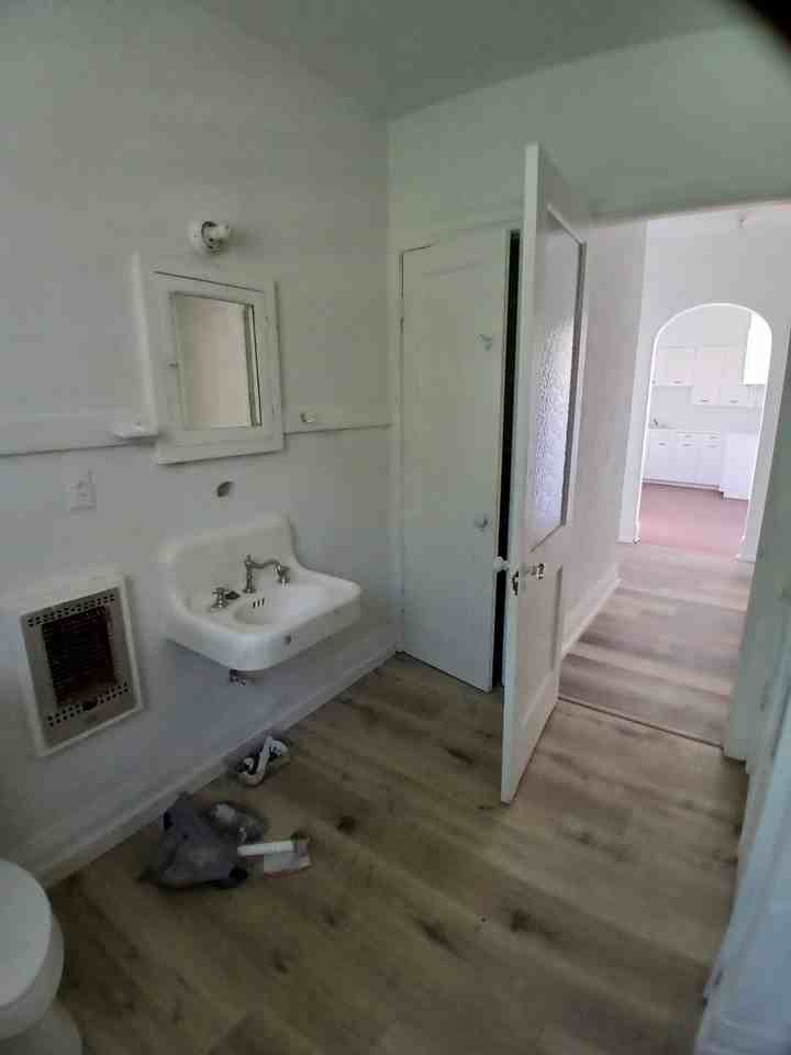 428 E Johnson Ave #5 - Photo 2 of 4