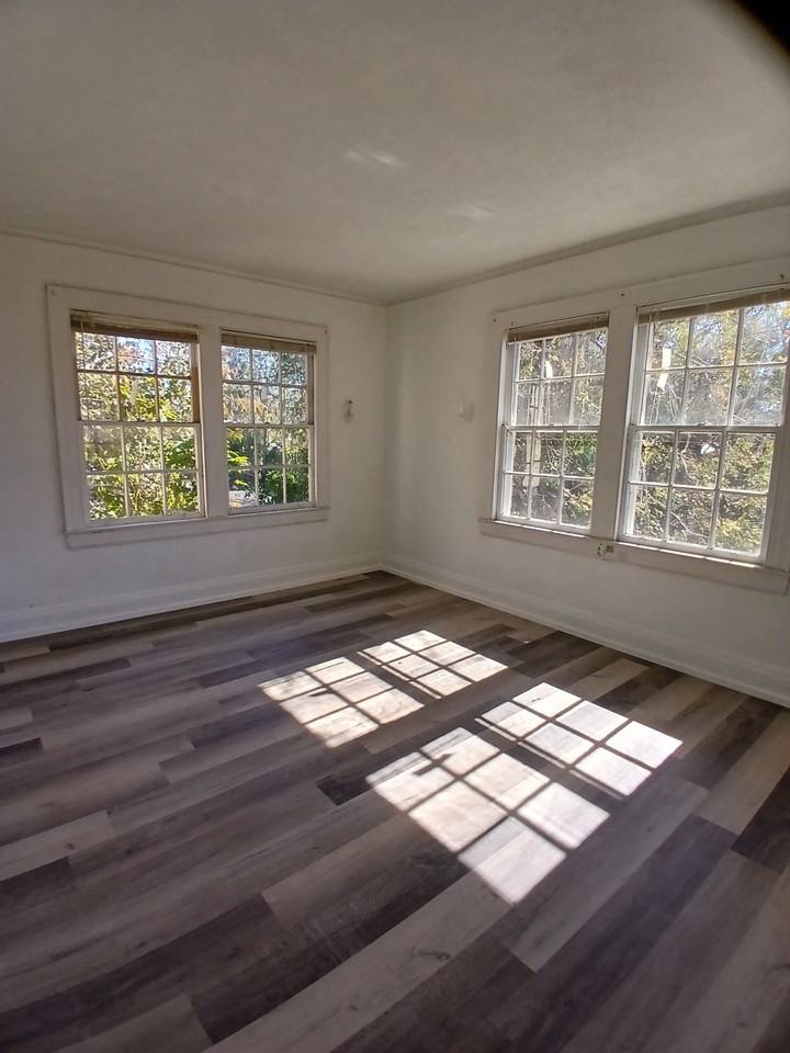 428 E Johnson Ave #5 - Photo 3 of 4