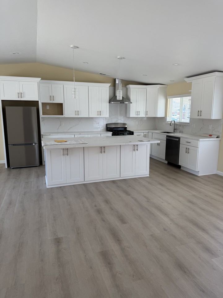 2179 Mendota Way #NA - Photo 2 of 10
