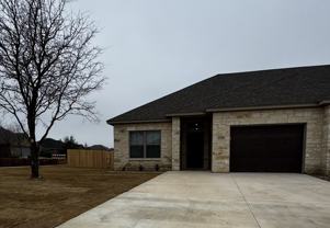 2423 Briar Hollow Dr - Photo 1 of 1