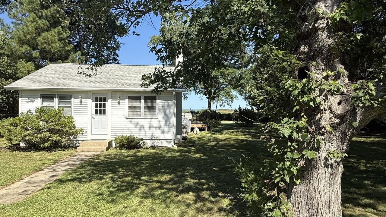 5549 Harford St #NA - Photo 2 of 26