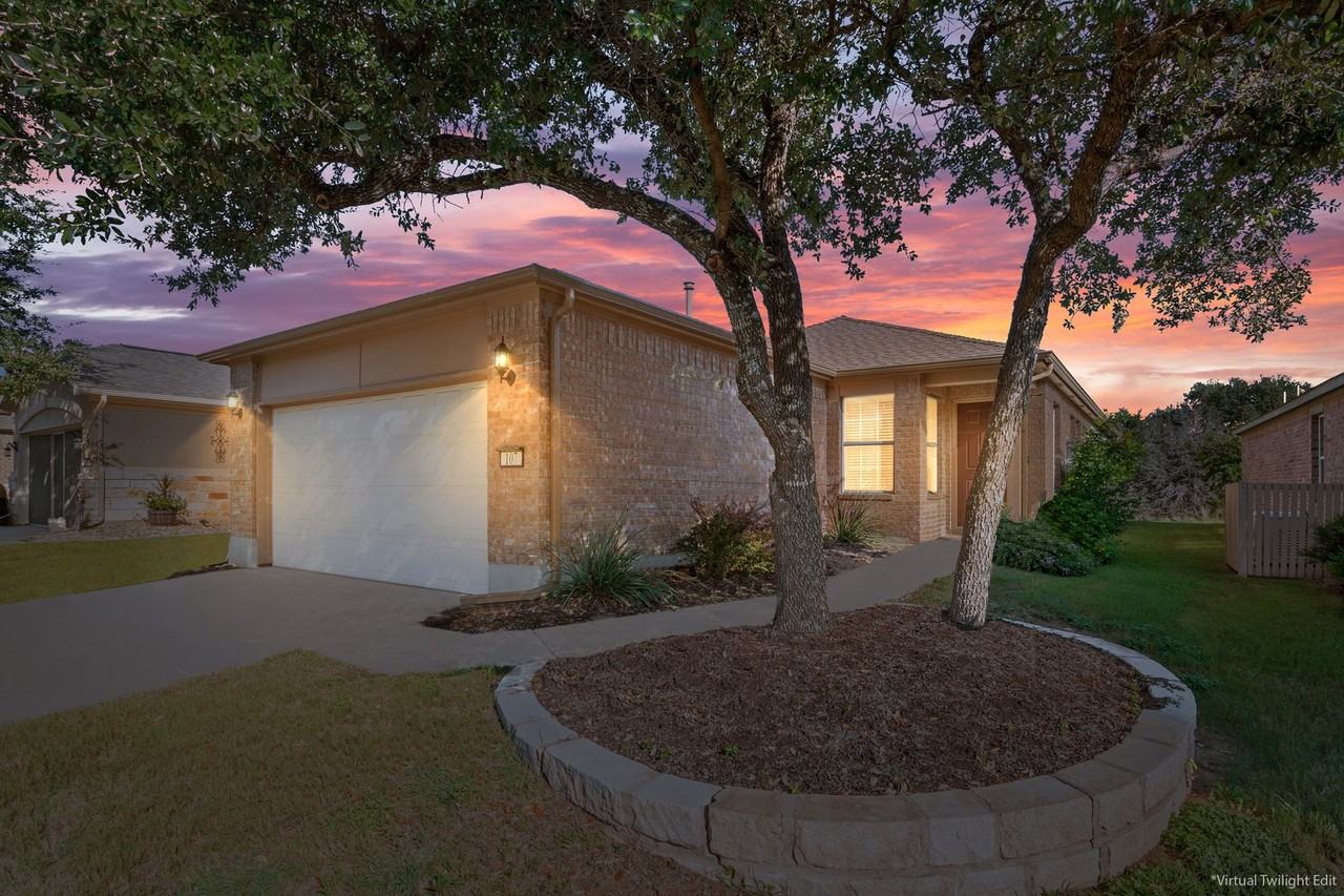 107 Martin Creek Ln - Photo 4 of 41