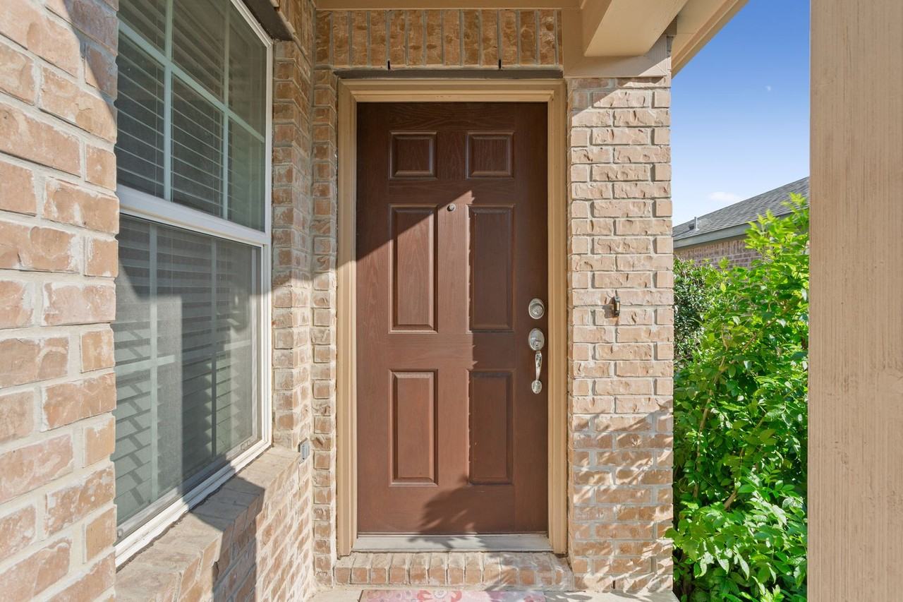 107 Martin Creek Ln - Photo 5 of 41