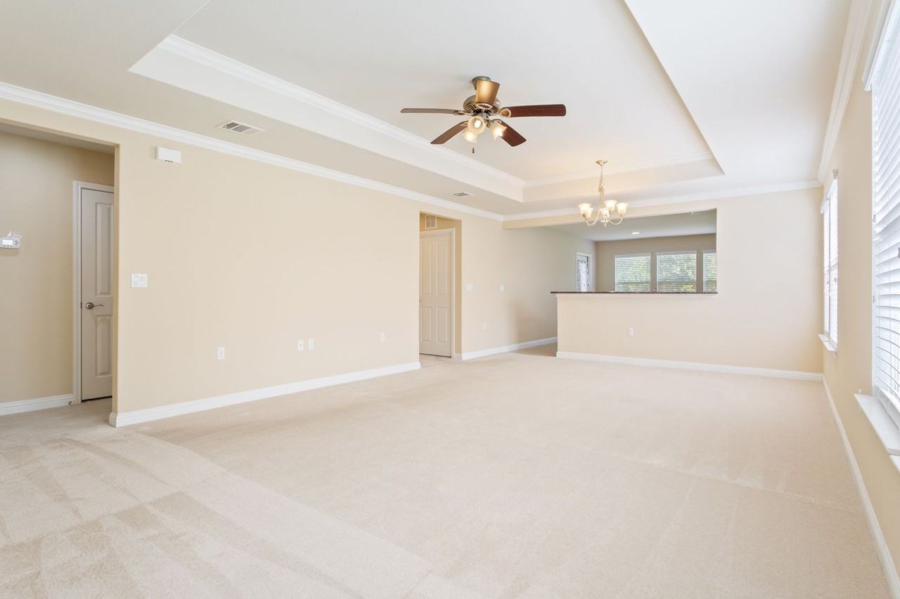 107 Martin Creek Ln - Photo 7 of 41