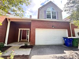 featured image of 1070 Oaktree Blvd