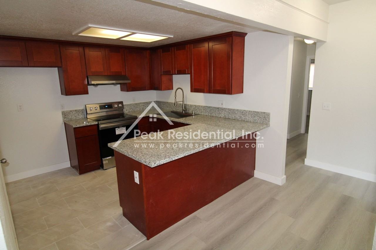 7795 Othel Way - Photo 7 of 18