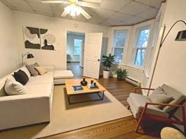 featured image of 218 S Market St