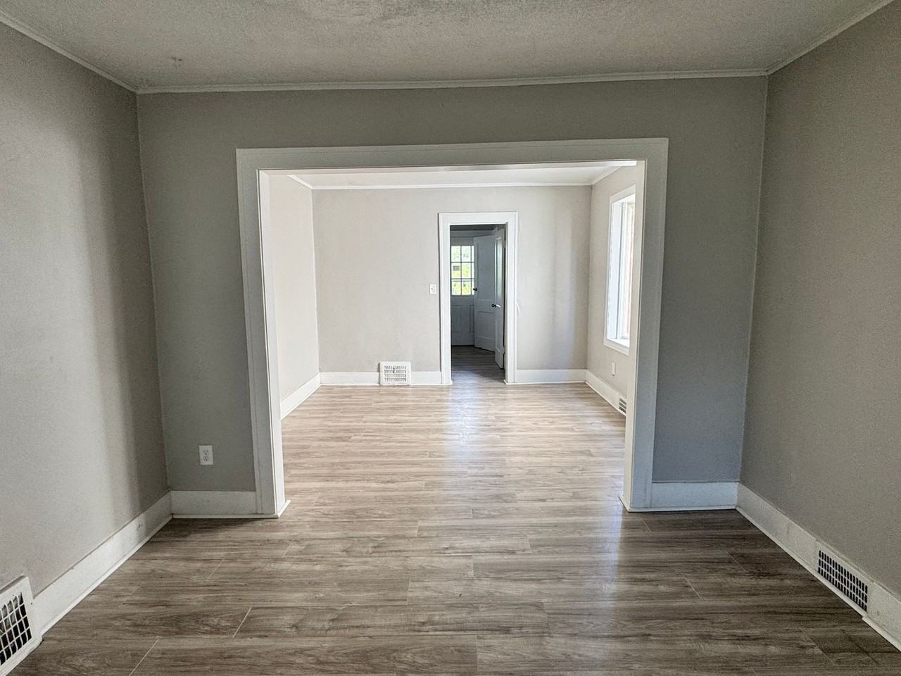 4270 Pitt St - Photo 2 of 8