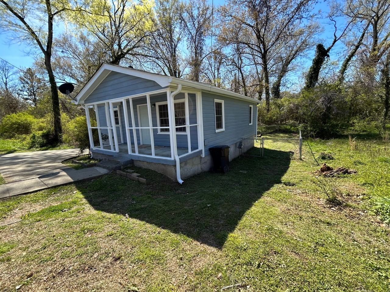 314 Nixon Ave Sw - Photo 3 of 16