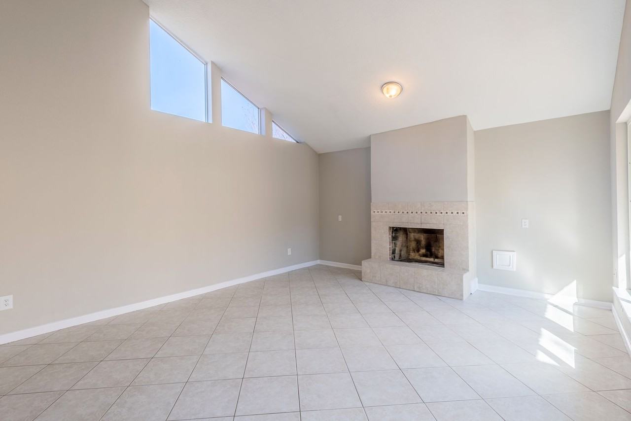 4418 Lost Spring Drive - Photo 5 of 18