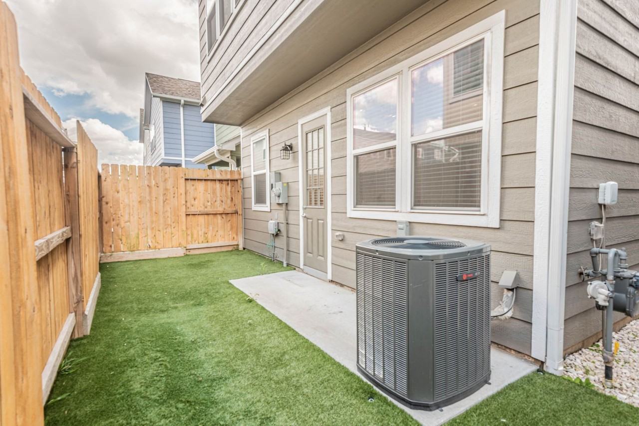 5431 Camaguey St - Photo 2 of 17