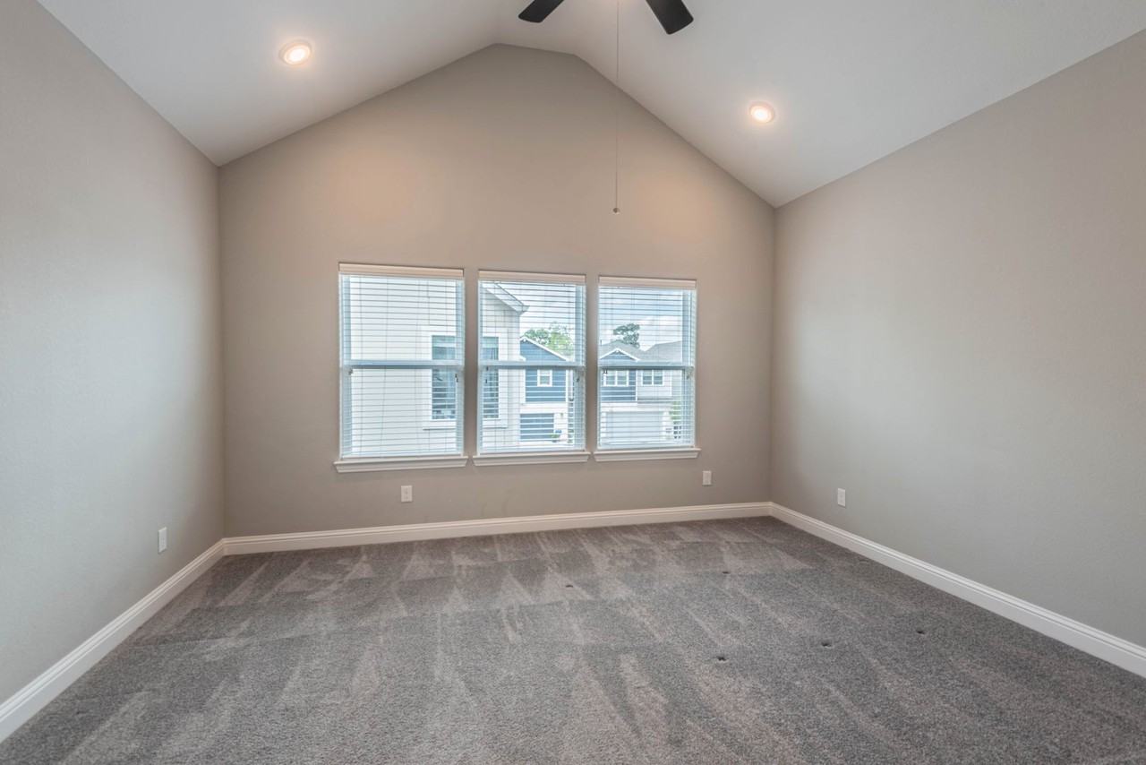 5431 Camaguey Street - Photo 6 of 17