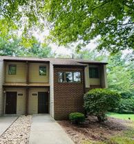 320 Shenandoah Cir - Photo 1 of 1