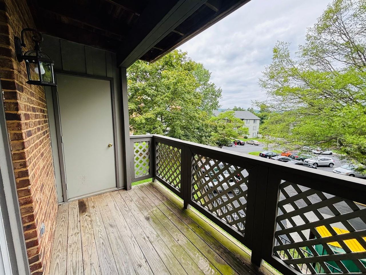 844 Claytor Sq - Photo 5 of 18