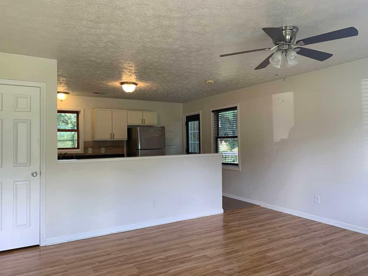 3250 Springview Dr - Photo 6 of 14