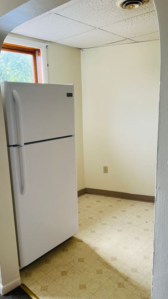 535 Todd Ave - Photo 3 of 6