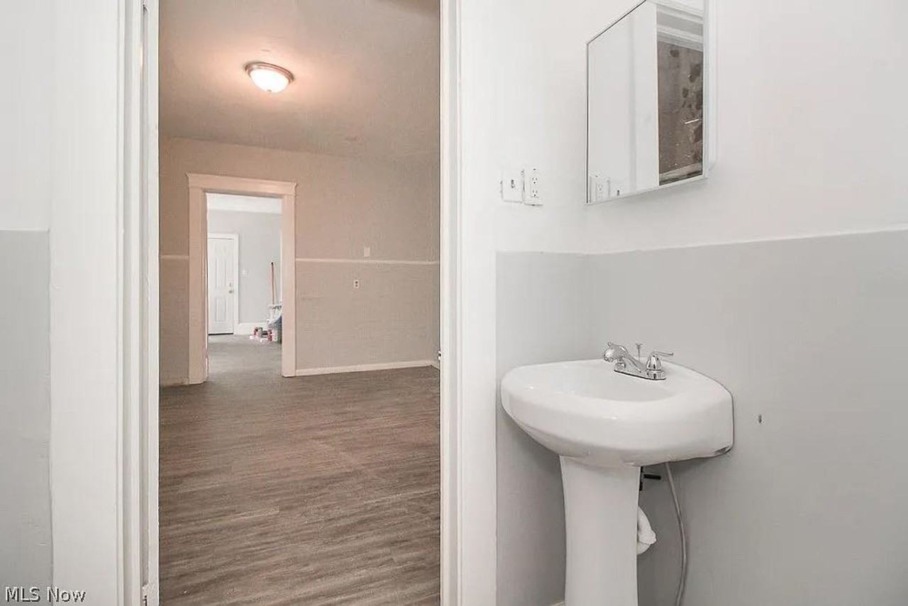 3679 E 55th St - Photo 7 of 14