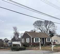 28 Bayberry Ln - Photo 1 of 1