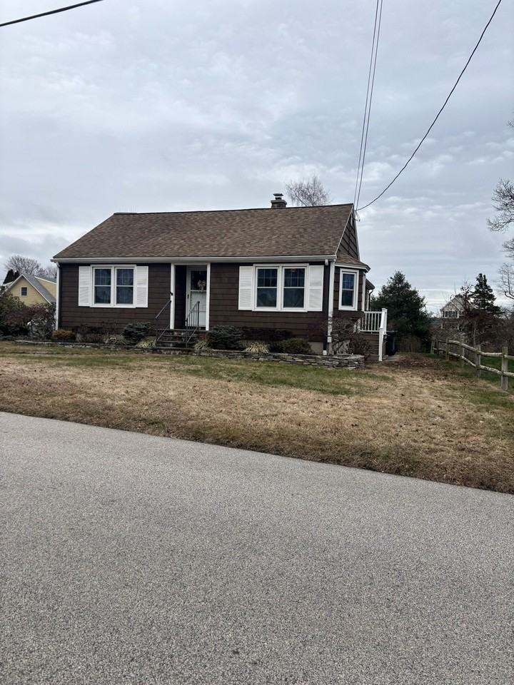 28 Bayberry Ln - Photo 2 of 2