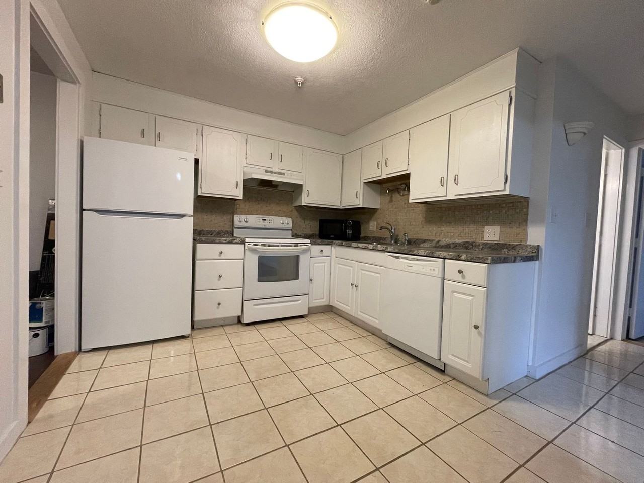 23 Spencer Rd - Photo 2 of 11