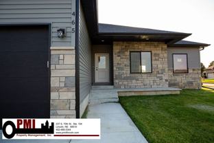 465 Half Moon Dr - Photo 1 of 1