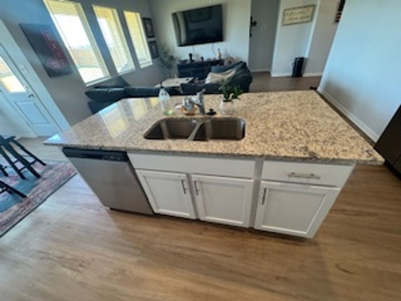 9116 Sw 18th St - Photo 5 of 26