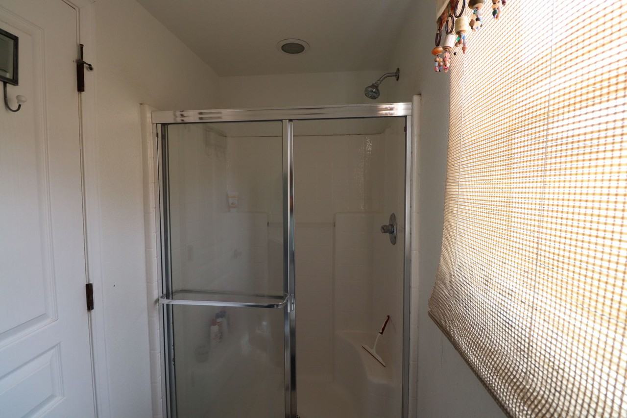 926 Louisa Ter - Photo 4 of 12