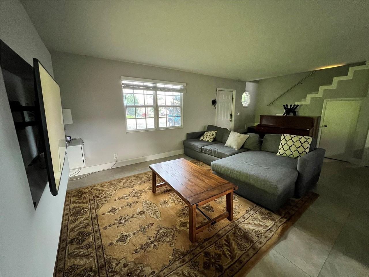 1410 Northeast 56th Court - Photo 3 of 13