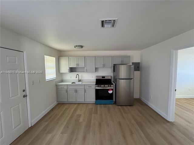 10541 Southwest 184th Street - Photo 3 of 13