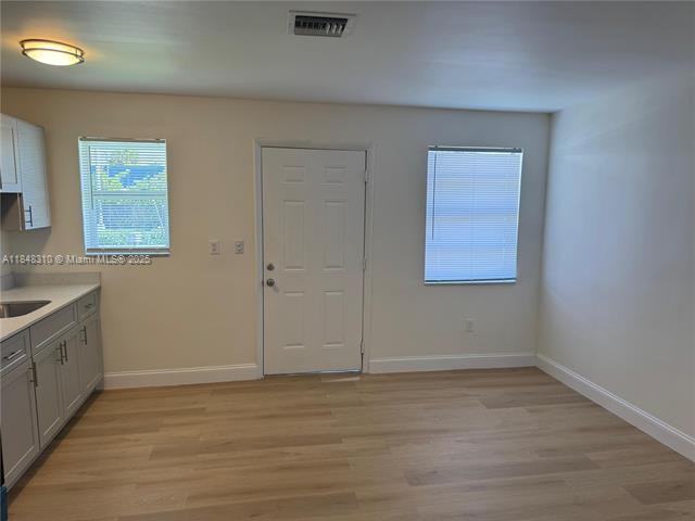 10541 Southwest 184th Street - Photo 2 of 13