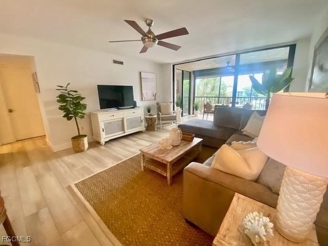 4240 Steamboat Bnd Apt 405 #405 - Photo 5 of 17